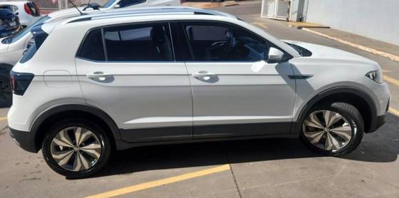 VOLKSWAGEN T-CROSS 1.4 250 TSI TOTAL FLEX HIGHLINE AUTOMÁTICO